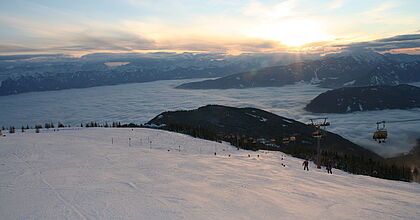 Skirurlaub mit hoefer sport und reisen am Forellenhof an die Gerlitzen Alpe in Österreich. Skipiste